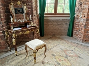 Toilettentisch